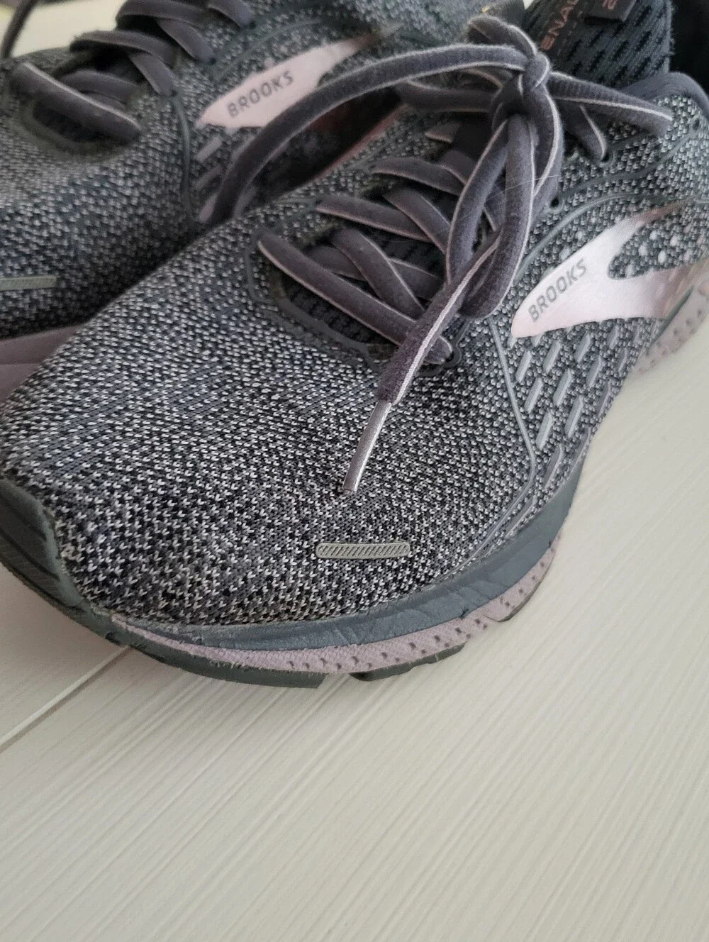 BROOKS Adrenaline 21 Women's 10.5B Grey/Purple